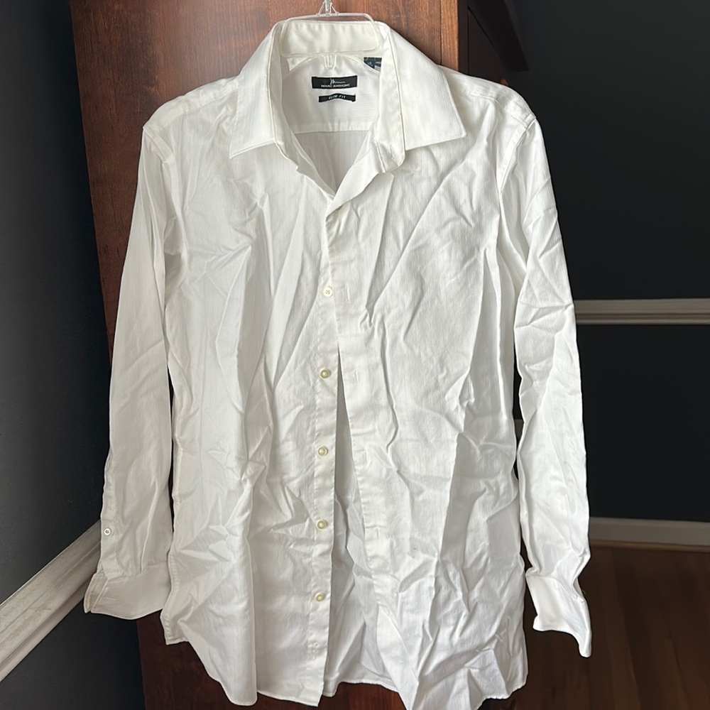 Men’s Marc Anthony slim fit white dress shirt.